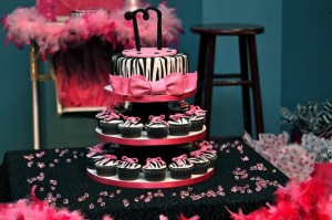 Luau Birthday Cakes on The Happy Cake Blog    Girly Cakes